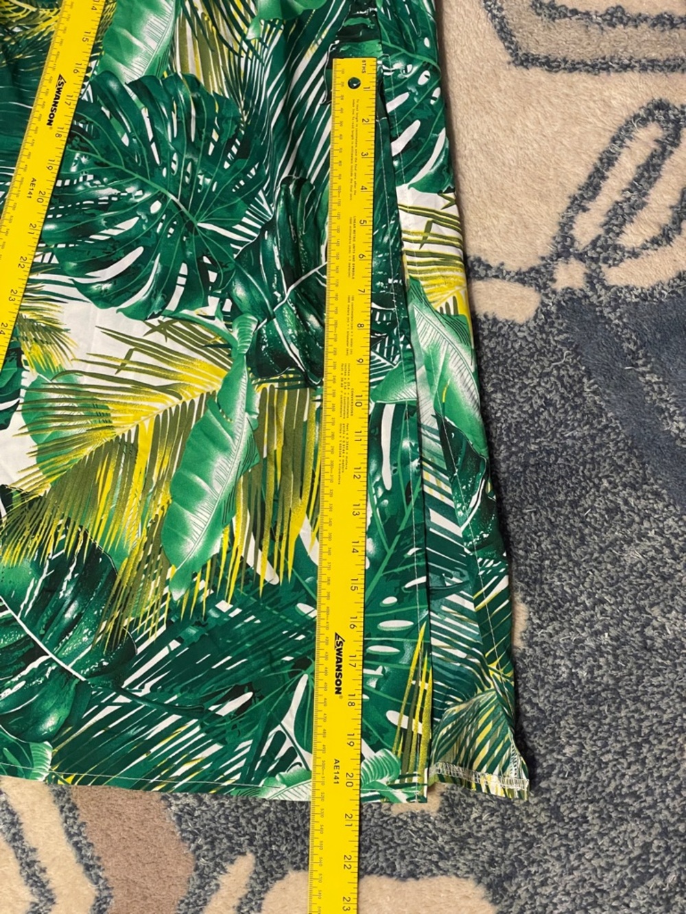 Tropical Green Off-Shoulder Maxi Dress Size: Small - Picture 16 of 17